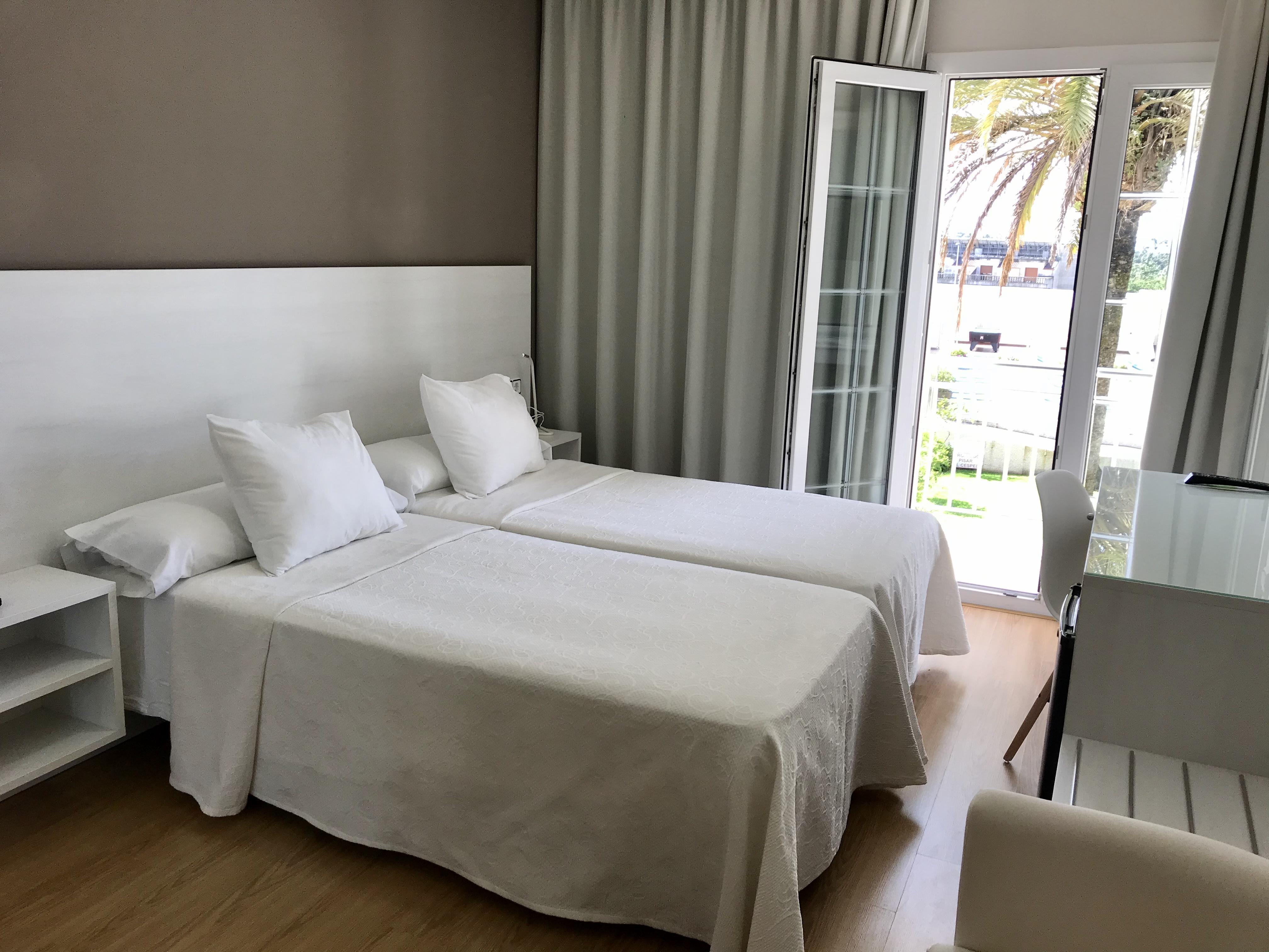 Hotel Nuevo Vichona Sanxenxo Bagian luar foto