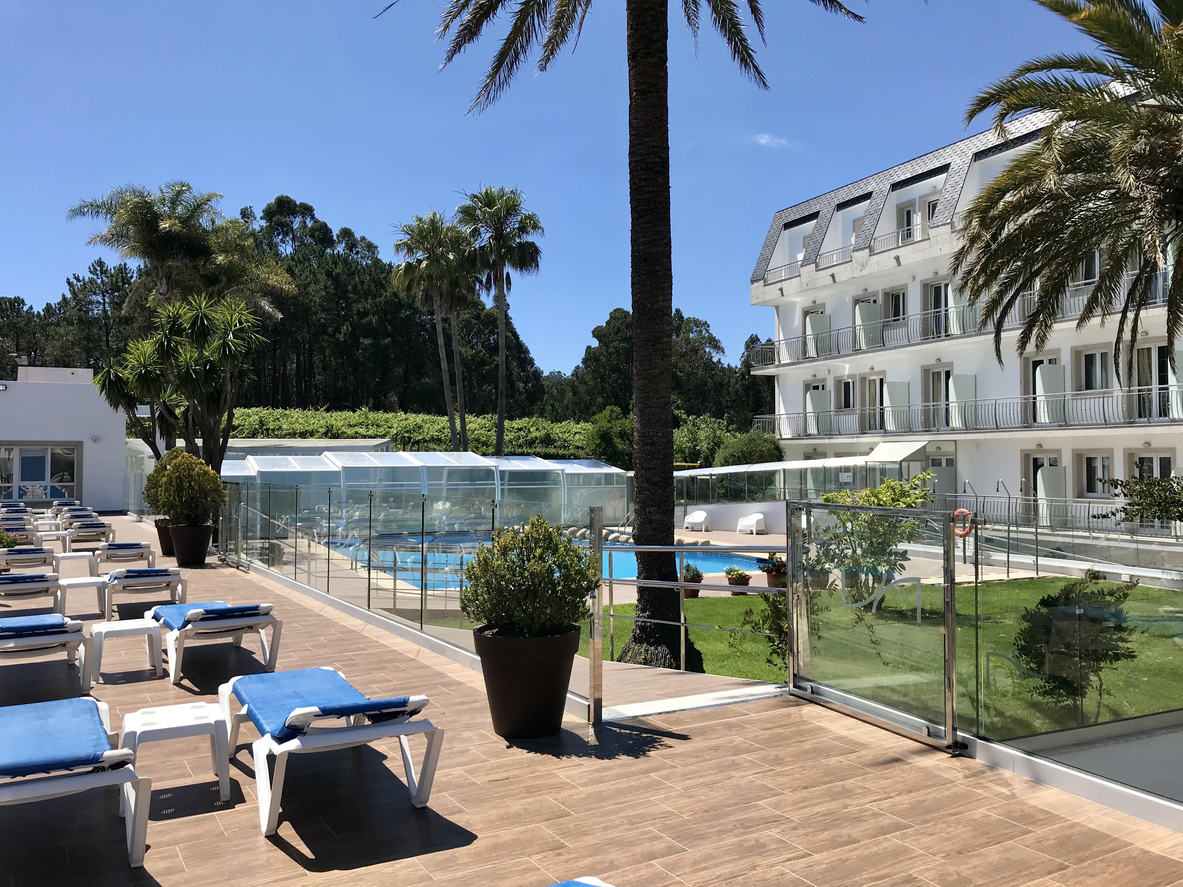 Hotel Nuevo Vichona Sanxenxo Bagian luar foto
