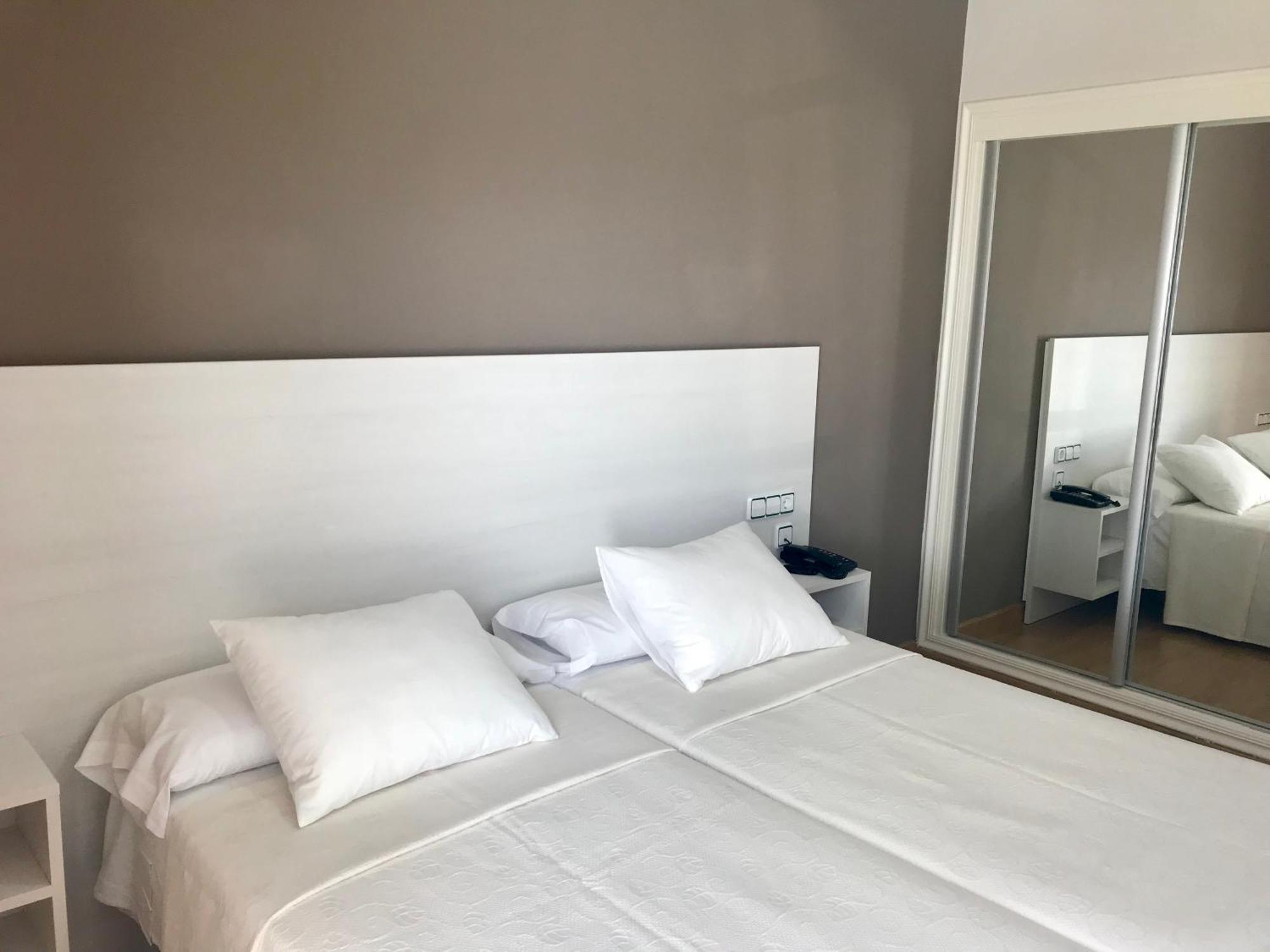 Hotel Nuevo Vichona Sanxenxo Ruang foto